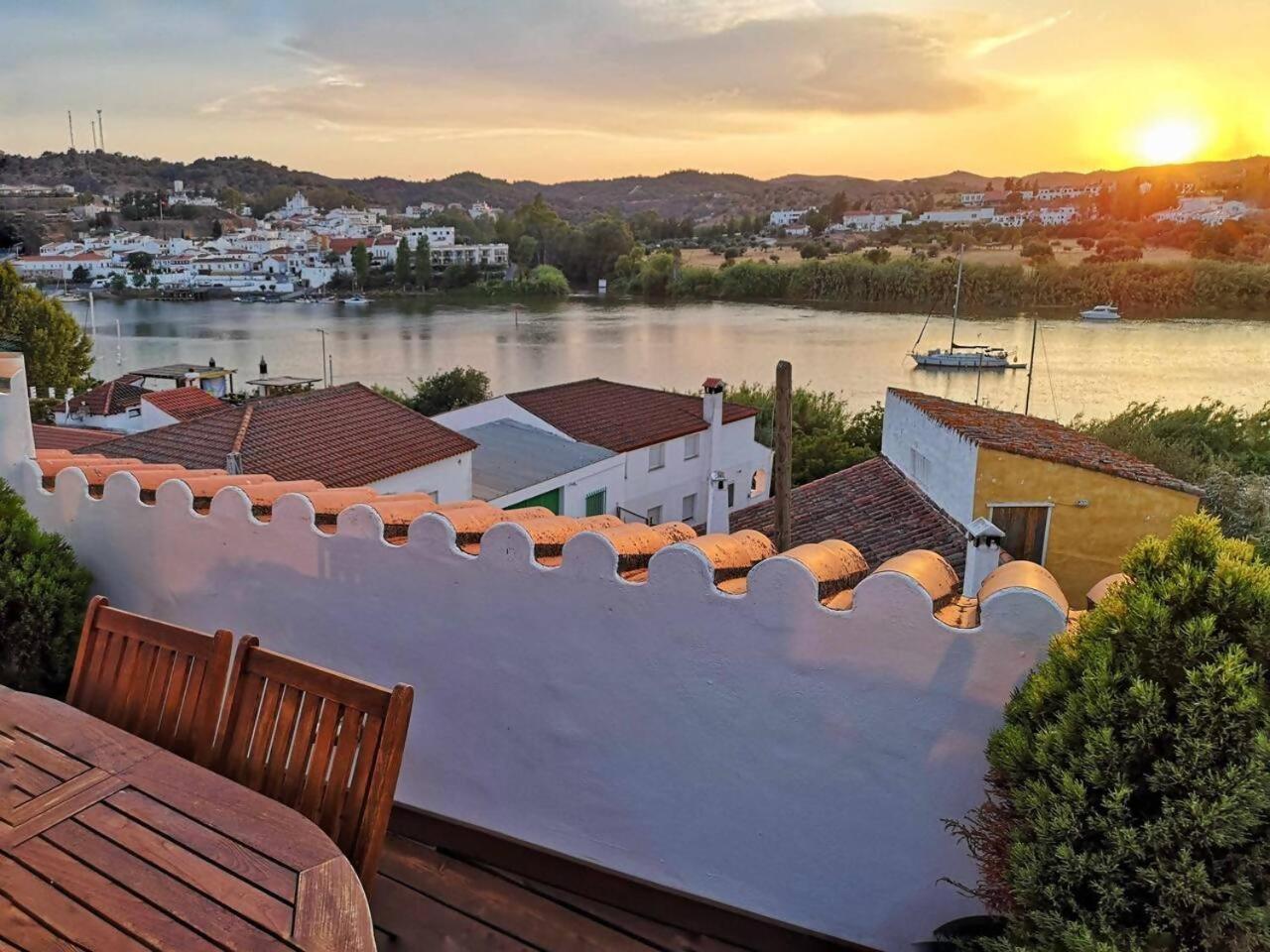 Casa rural La Rabá Terraza con increíbles vistas Sanlúcar de Guadiana Exterior foto
